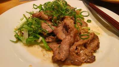 鉄焼酒房 蜂ヤ 本店