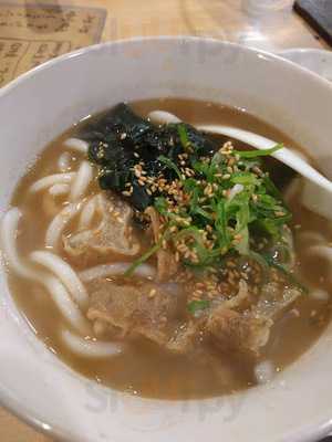 炭火焼ホルモン 千一夜