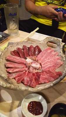 炭火焼ホルモン 千一夜