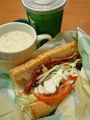 サブウェイ 梅田富国生命ビル店