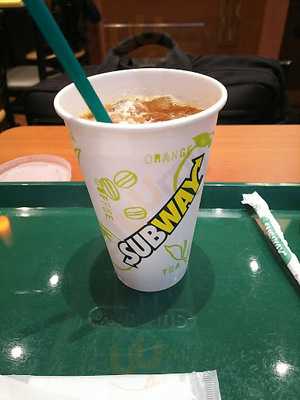 サブウェイ 梅田富国生命ビル店