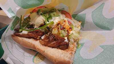 サブウェイ 梅田富国生命ビル店