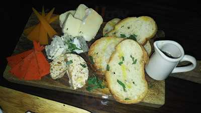 ビストロバールjin