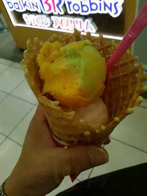 サーティワンアイスクリーム ホワイティうめだ店