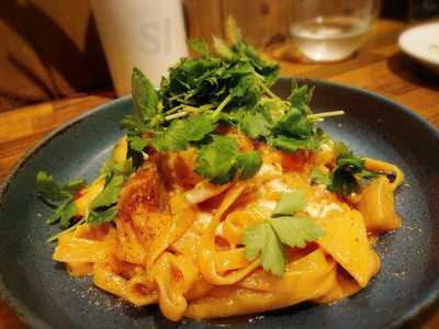 天神橋パスタホール