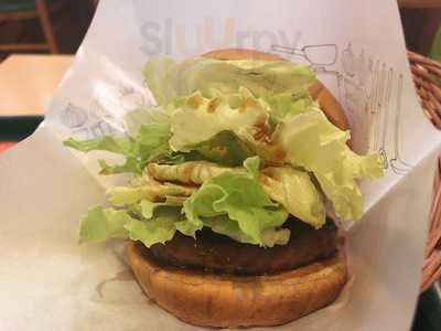 モスバーガー 大阪駅前第2ビル店