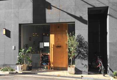 ショコラトリー パティスリー ソリリテ