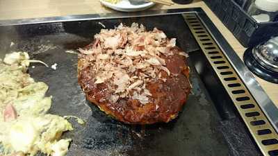 鉄板ダイニング まんまる