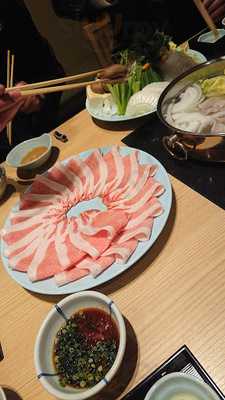 すき焼 しゃぶしゃぶ 藤尾