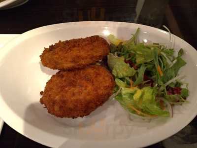 近江軍鶏 地鶏炭火焼き 酉文 南船場店