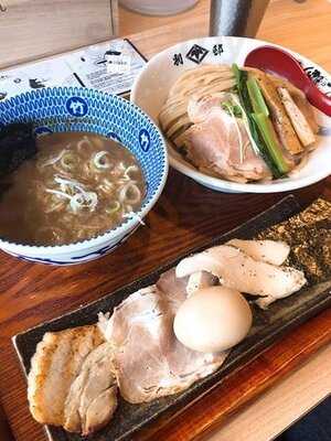 別邸 たけ井 なんばラーメン一座店