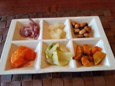 Petit Restaurantt. H