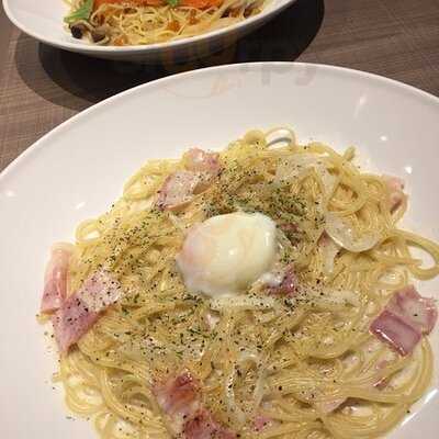 パスタ デ パスタ 阪急三番街店