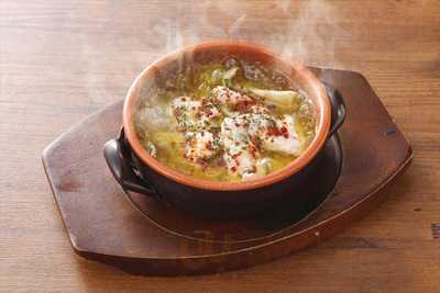 山内農場 南海なんば南口駅前