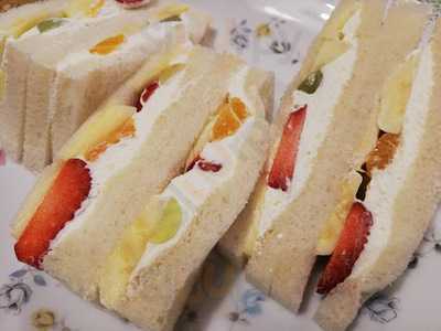 フルーツパーラーいけだ