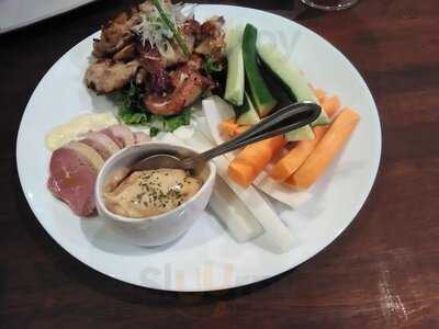 炭火×肉バル アルパチーノ