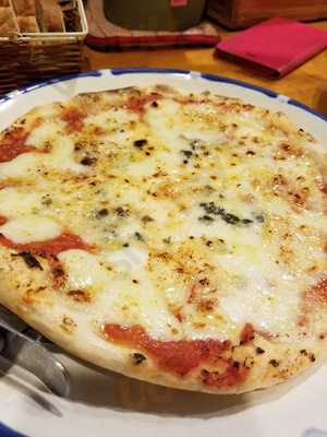 イタリアン ぴえとろてるつぉ