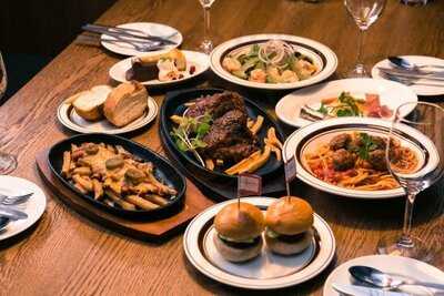 Cafe&diner Flowers 中之島バンクス