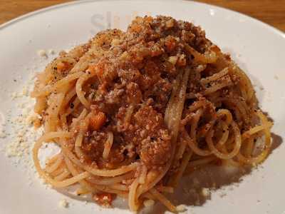 トラットリア ノイ