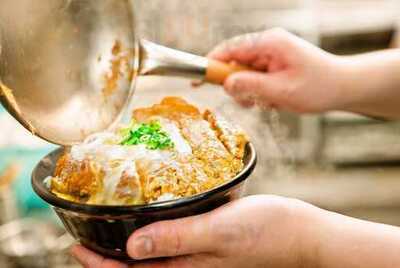 インドレストラン Raja 本町店