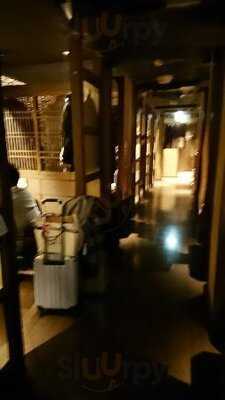 坐和民 淀屋橋店