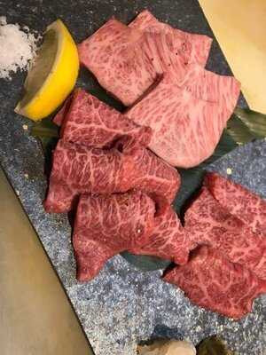 ほんまもん和牛 肴家 ひらり