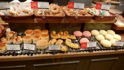 サンマルクカフェ十三フレンドリー通店