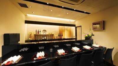 北新地 湯木 本店