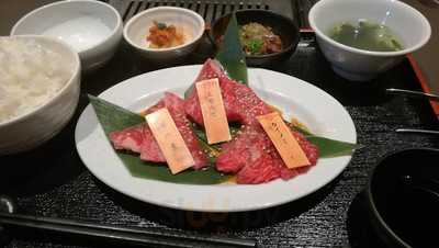 熟成焼肉 听 新堀川店