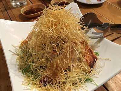 居酒屋 あんじ 府庁前店