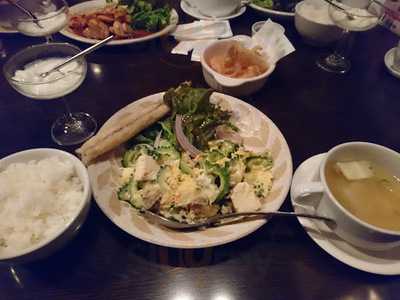 南国サンサン食堂