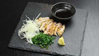 宮崎直伝地鶏と豚の食楽店 とりとんちゃん