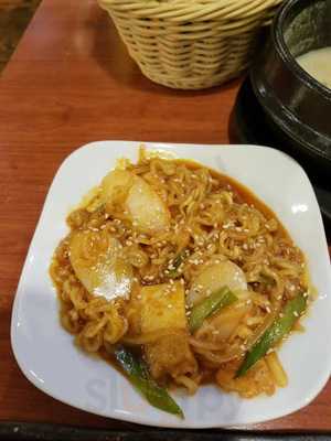 サムギョプサル食べ放題 豚まに