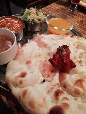 スパイス王国 Hepナビオ店