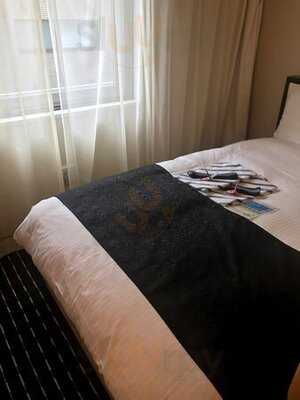 アパホテル御堂筋本町駅前 カフェダイニング ケントウエスト