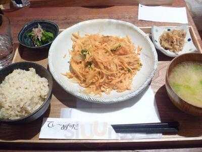 てぃーあんだ　靭本町店