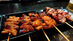 大衆炭火やきとん ぶった お初天神店