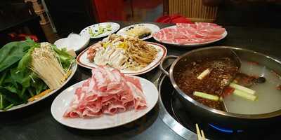 火鍋専門店 熙 よろこぶ 心斎橋店