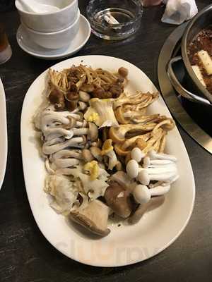 火鍋専門店 熙 よろこぶ 心斎橋店