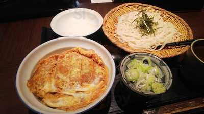 そば前処 寄り屋