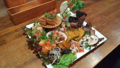 ワイン小料理 イル・ピコリット