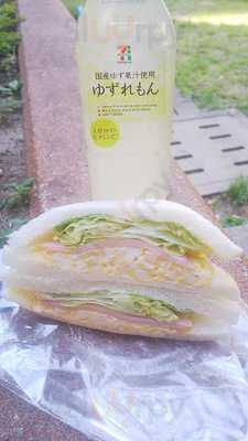 サンカフェ 西中島店