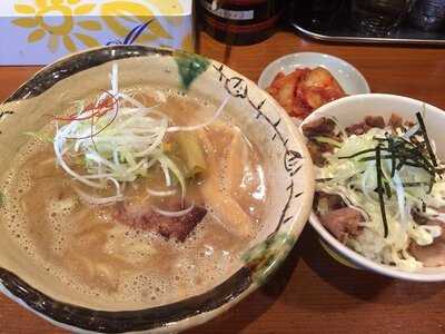 麺道 ともよし 東三国店