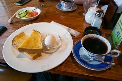 カフェ ムータム