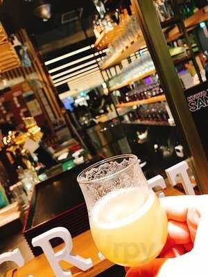 Kyoto Tower Sando バル