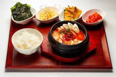 ハラペコ食堂 心斎橋店