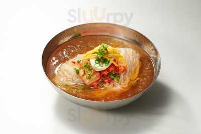 ハラペコ食堂 心斎橋店