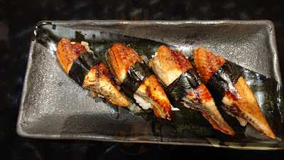 すしの助 北浜店