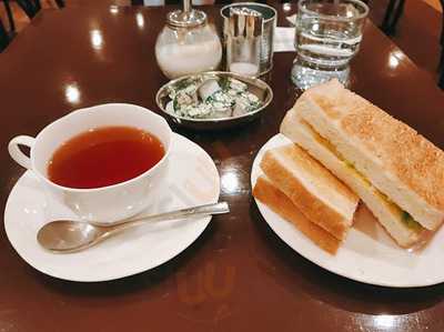 カフェ シュール