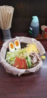 香来 中央市場店